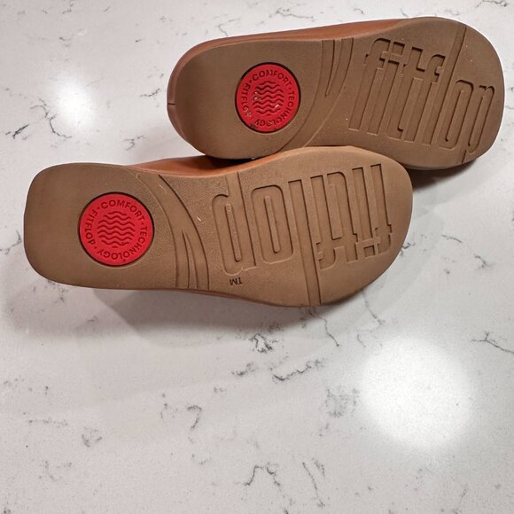 FitFlop, size 7 Brown Slide with Leather-Wrapped Platform - Picture 3 of 5